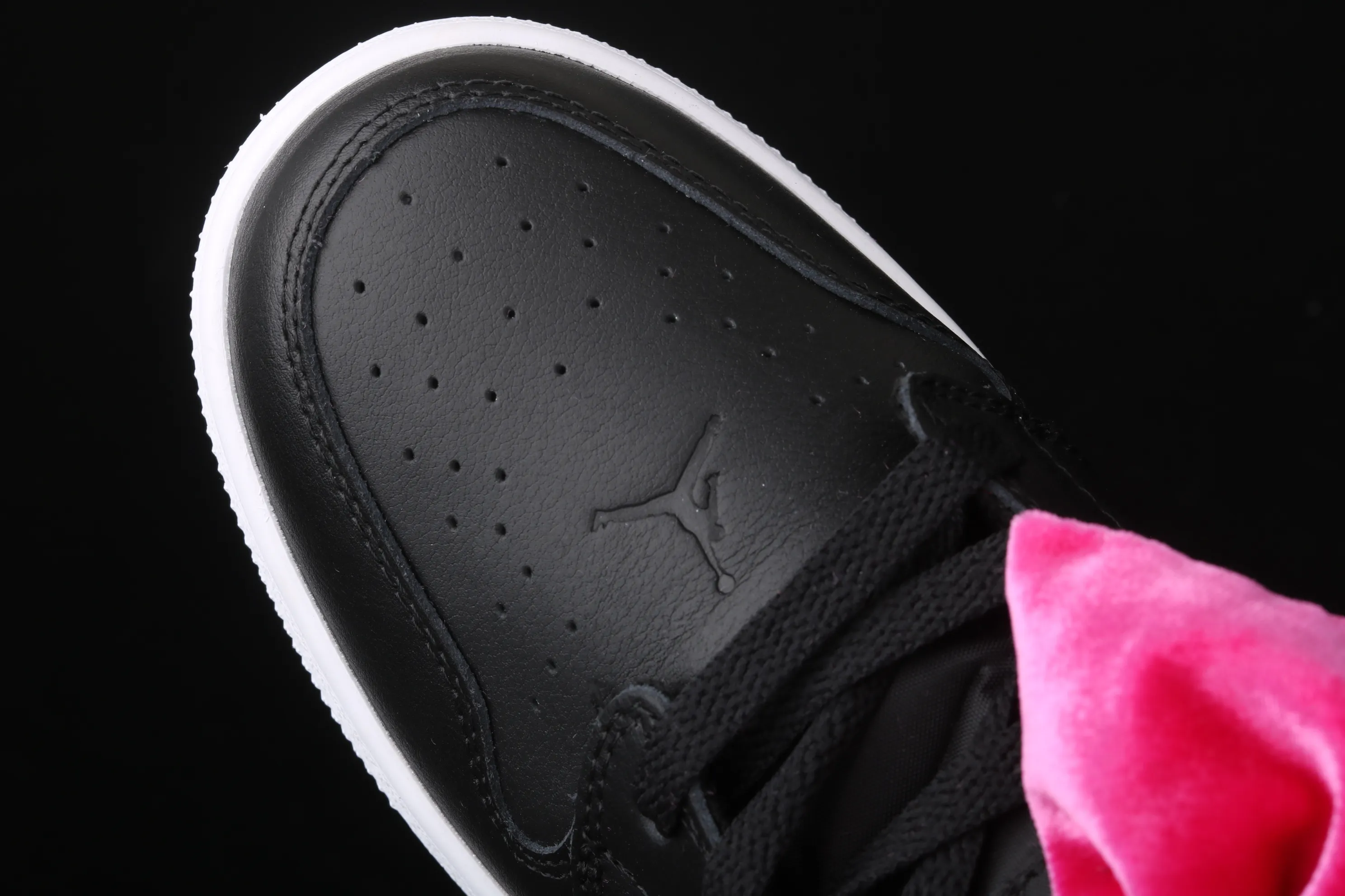 All categories Air Jordan Jordan series basketball shoes Air Jordan 1 Mid CLOT x Air Jordan 1 Mid "Fearless" AJ1 Joe 1 mid-top white silk CK5678-006